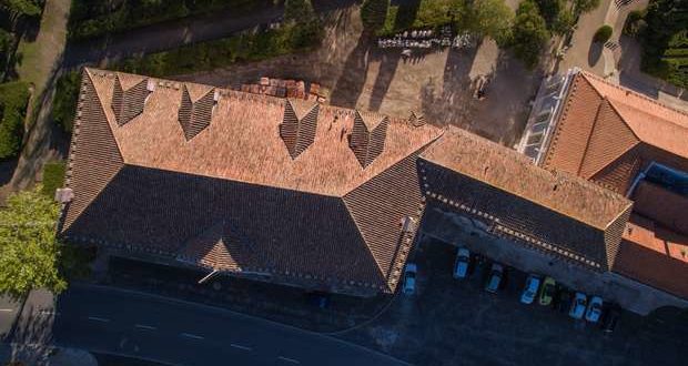Parques de Sintra recupera coberturas no Palácio de Queluz