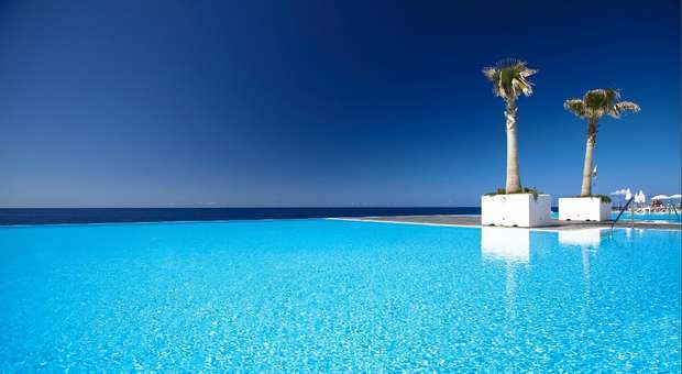 Infinity pool de Hotel português no TOP 10 mundial