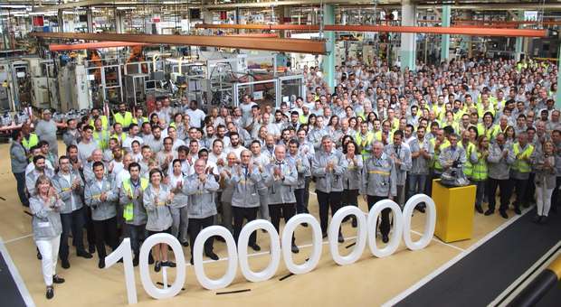 Renault Cacia celebrou a Caixa de Velocidades 10 Milhões