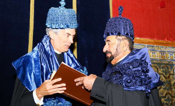 Coimbra atribui Honoris Causa a Xeque dos Emiratos Árabes Unidos
