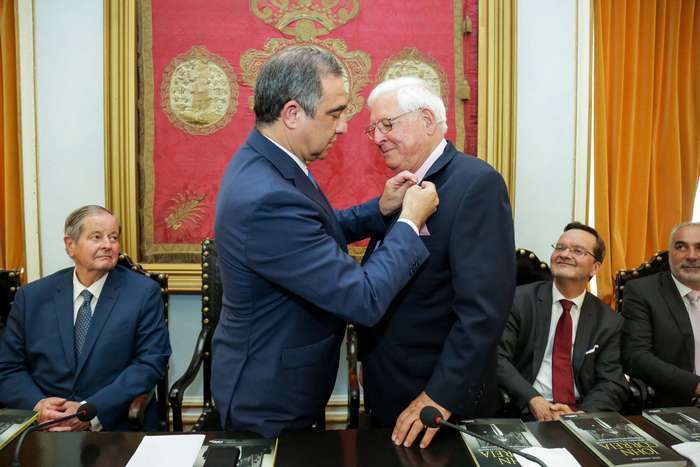 Ponta Delgada homenageou o Senador John Correia