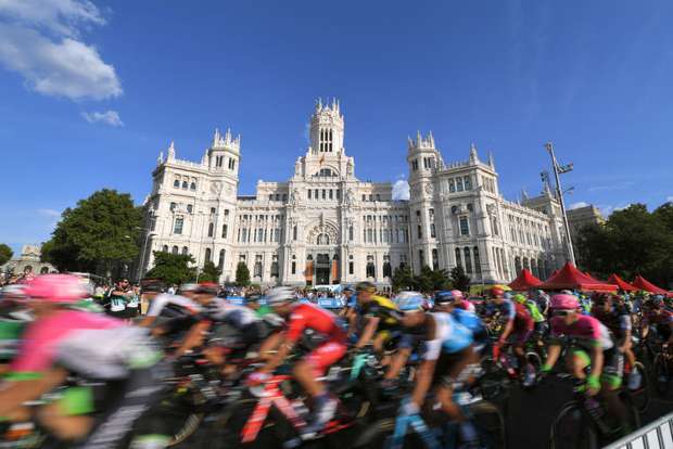 Volta a Espanha em ciclismo vai hoje para a estrada