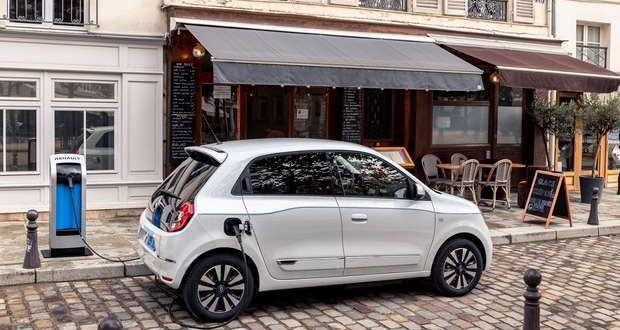 A Renault anuncia o TWINGO Electric com 2 versões