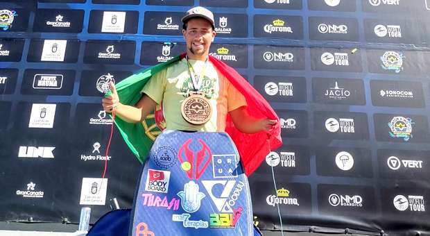 Joel Rodrigues é vice campeão mundial de Bodyboard