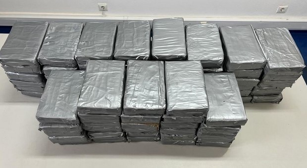 GNR apreende 91.3 kg de cocaína na Ria de Alvor