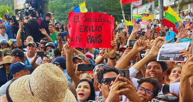 Verão quente em Cuba e na Venezuela